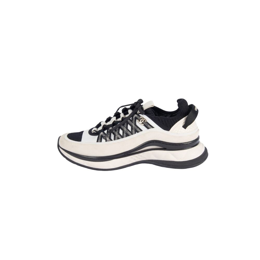 CHANEL White Suede Trainers Sneakers Size 42